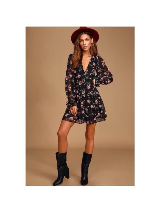 Lulus Dresses & Skirts - Lulus Fleur-ty Girl Black Floral Print Long Sleeve Babydoll Dress